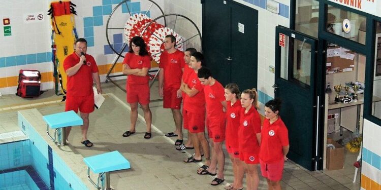 Mielec: Skargi na brak ratowników.