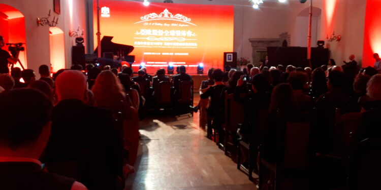 Sandomierz: Powołanie Polsko-Chińskiego Centrum Wymiany Kultur.