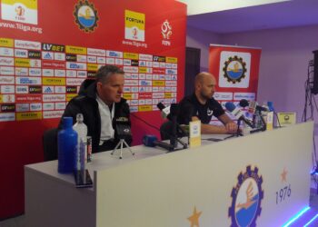 Mielec: Piłka to gra błędów.