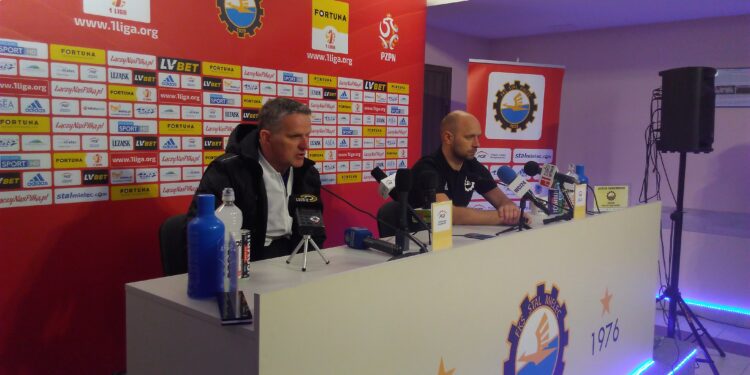 Mielec: Piłka to gra błędów.
