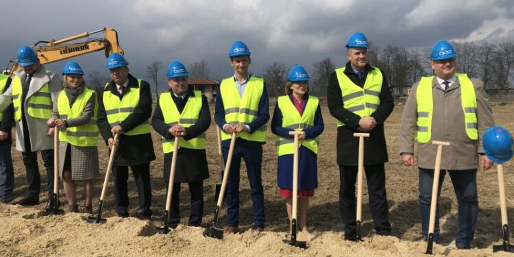 Staszów: Nowy inwestor w podstrefie Grzybów