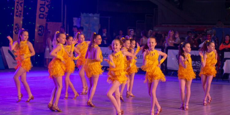 Ogromny sukces zawodniczek Tarnobrzeskiej Szkoły Tańca SAMBA.