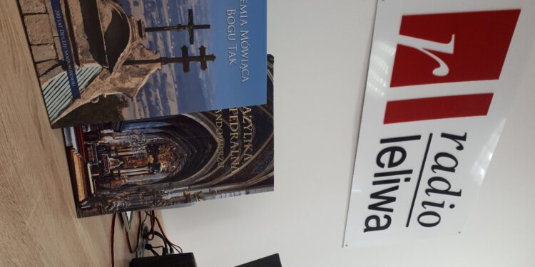 Sandomierz: Prezentacja albumu „Ziemia, która mówi Bogu tak”, premiera płyty i koncert.