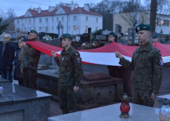 Sandomierz: Pamiętali o Niezłomnych.