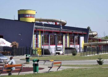 Mielec: Problemy basenu.