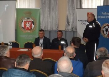 Dębica:  Jak reagować na stadionową agresję?!
