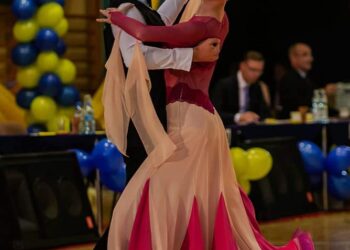 Mielec: Królował na parkiecie walc, foxtrot i jive.