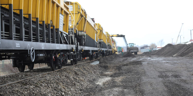 Mielec: Przywrócona komunikacja to większe możliwości dla Dębicy i Mielca.