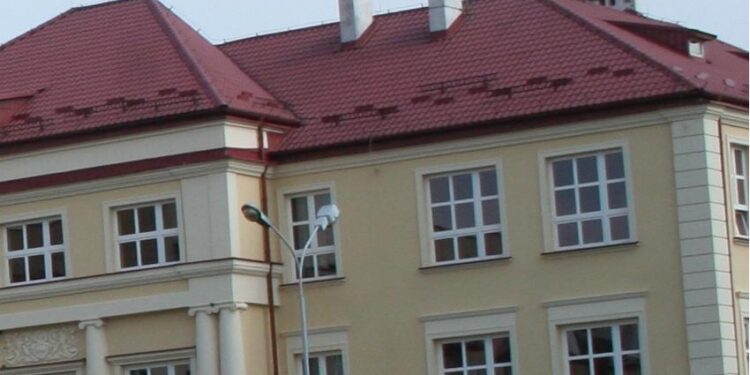 Nisko: Jest umowa na remont sali gimnastycznej w LO