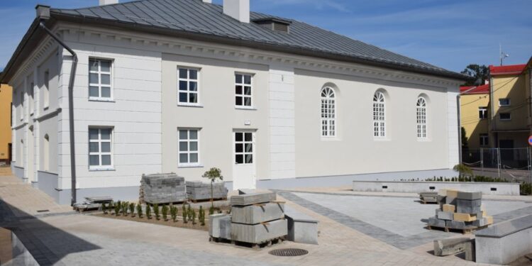 Kolbuszowa: Skwer Regionalistów.