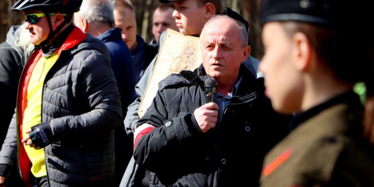 Mielec: Niezłomni mają swoje dęby…