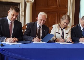 Tarnobrzeg. Czwórporozumienie podpisane.