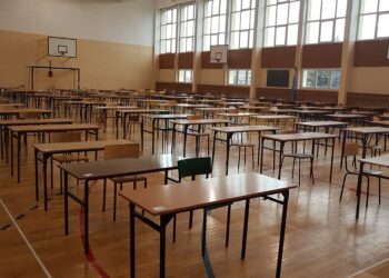 Tarnobrzeg. Czwarty dzień strajku nauczycieli.