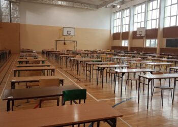 Tarnobrzeg. Ciąg dalszy strajku nauczycieli. Przedszkola pracują.