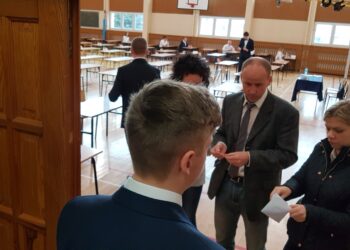 Tarnobrzeg. Napisali część humanistyczną.