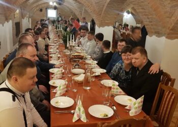 Tarnobrzeg. Spotkanie wielkanocne WTZ przy Alei Niepodległości.