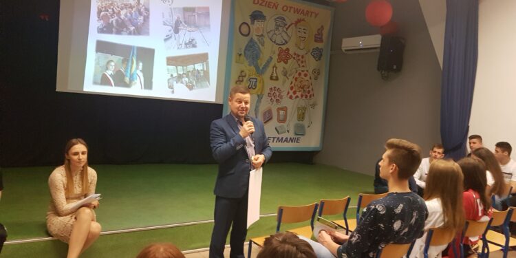 Tarnobrzeg. Podróże w HETMANIE.