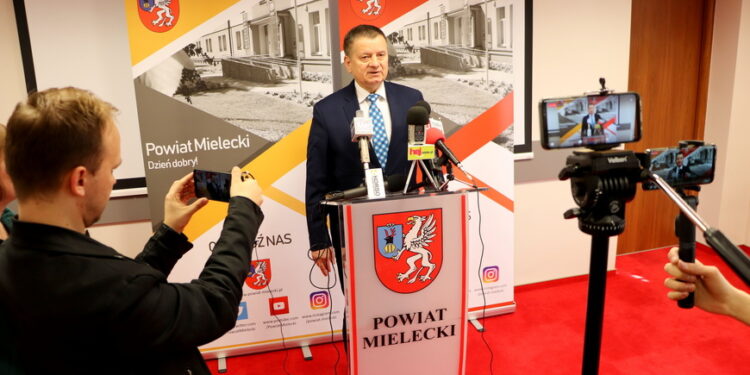 Mielec: Czekamy  w dalszym ciągu na odpowiedź.