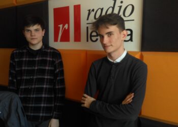 Łukasz Szantula i Kacper Koterba odsłaniają losy posła z Rzochowa,  Bronisława Greissa.