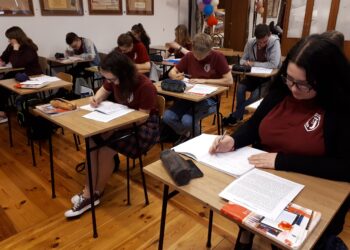 Sandomierz: Są skompletowane zespoły nadzorujące na jutrzejszy egzamin gimnazjalny.