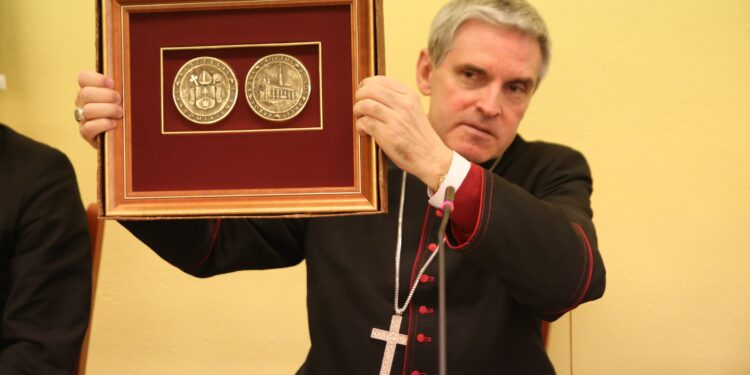 Sandomierz:  Diecezja sandomierska nagrodzi najbardziej zasłużonych.