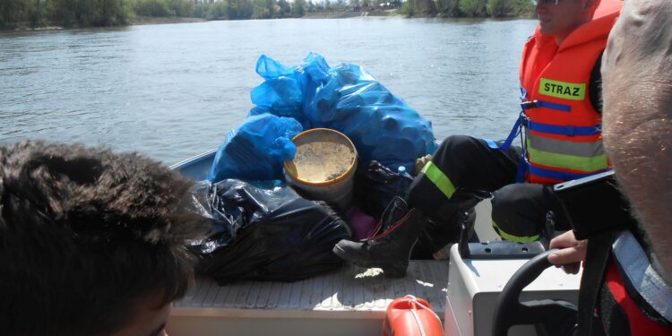 Powiat Stalowowolski: kolejny raz posprzątają Wisłę i San.