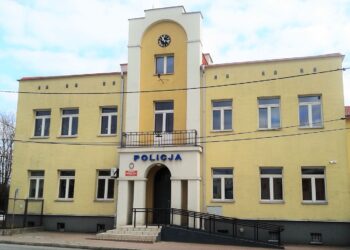Kolbuszowa: Spór o samochód dla policji