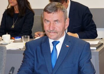 Stalowa Wola: Maleje liczba strajkujących nauczycieli.