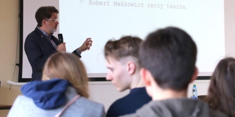 Stalowa Wola: Michał Rusinek o Szymborskiej i Pypciach na języku