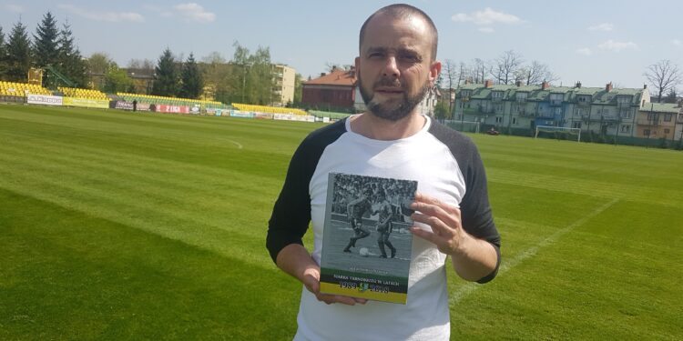 Tarnobrzeg, region. Gratka dla fanów piłki nożnej. Blisko 30 lat „Siarki” w pigułce.