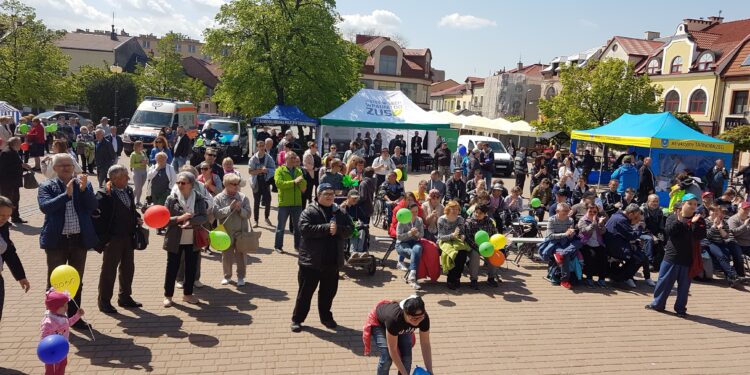 Tarnobrzeg. Europejski Dzień Godności Osób Niepełnosprawnych Intelektualnie.
