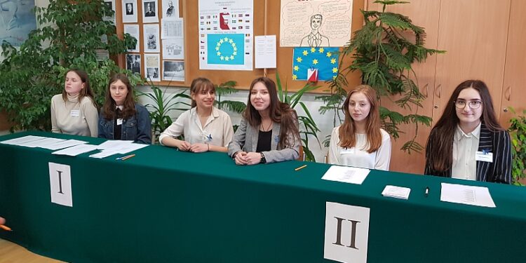 Sandomierz: Symulacja wyborów do Parlamentu Europejskiego
