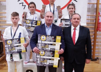 Tarnobrzeg. Zawodnicy Klubu Kyokushin Karate dali popis w Wieliczce.