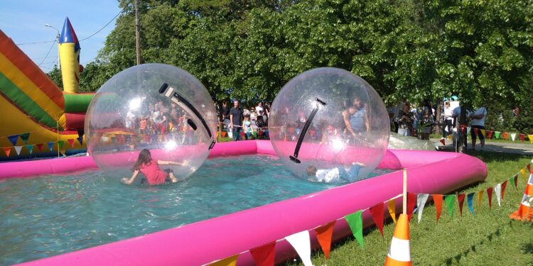 Mielec: Cyrk na Dziecinadzie.