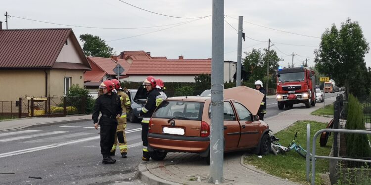 Tarnobrzeg. Wypadek w Wielowsi. Droga zablokowana.