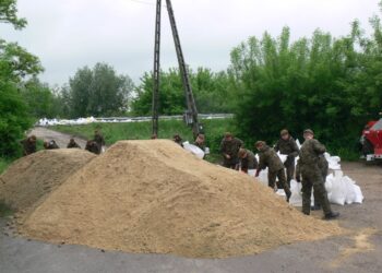 Zawichost: Miasto czeka na wielką wodę