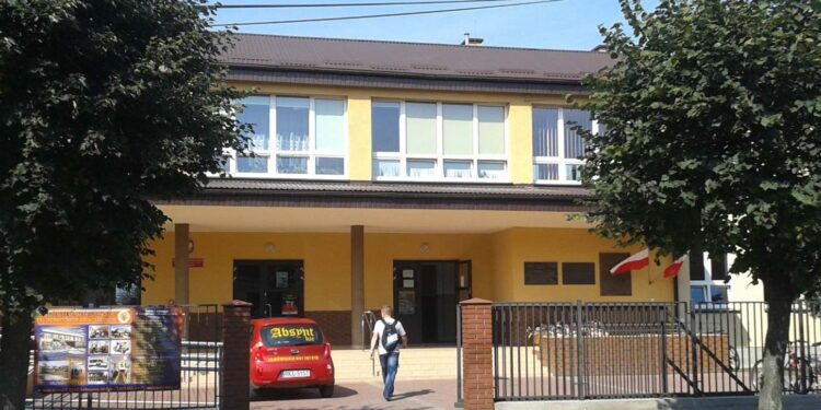 Kolbuszowa: Mail o ładunku wybuchowym