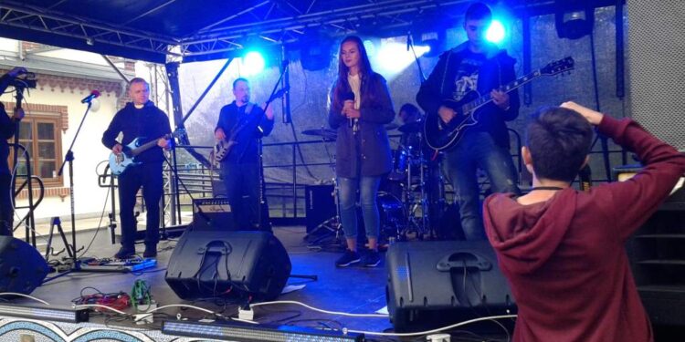 Majdan Królewski: Piosenka Ewangelizacyjna