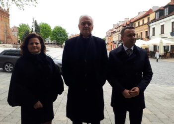 Sandomierz: Prawie 3 mld zł w obligacjach dla polskich uczelni.