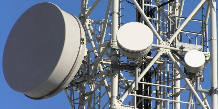 Nowa Dęba: Obawy o budowę masztu telefonii komórkowej w Tarnowskiej Woli