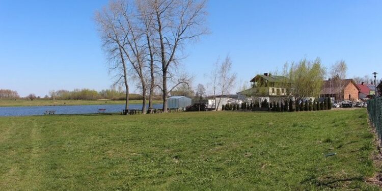 Gorzyce: Wkrótce nowe oblicze terenów przy jeziorze w Motyczu Poduchownym