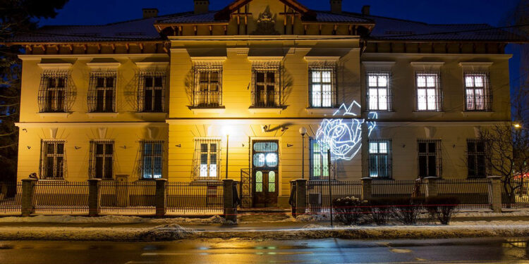 Stalowa Wola: Są pieniądze na III etap modernizacji budynku dawnego Sądu Powiatowego w Rozwadowie.