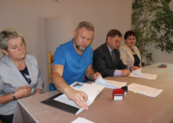 Nisko: Umowa na budowę drogi w Nowosielcu podpisana