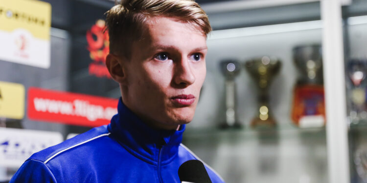 Mielec: Biało-niebiescy w Olsztynie.