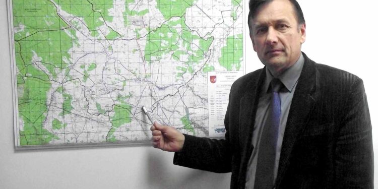 Cmolas: Obraz oświaty.