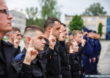 Świętokrzyskie: Ślubowanie nowych policjantów.