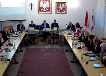 Dębica: Zawirowanie wokół młodzieżowej rady.