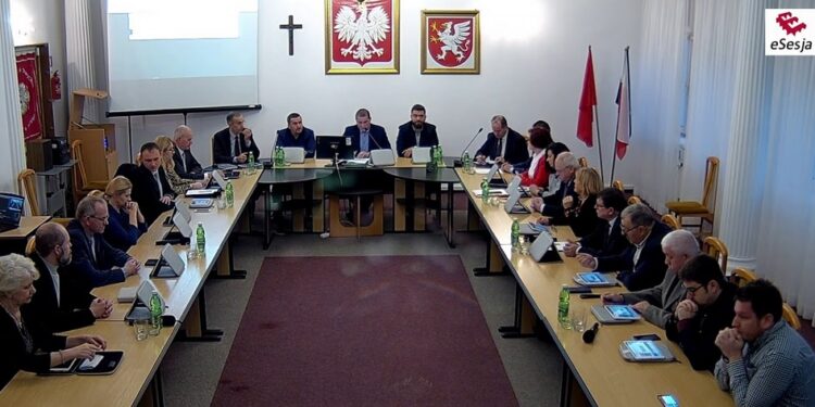 Dębica: Zawirowanie wokół młodzieżowej rady.