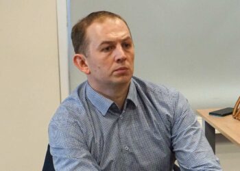 Kolbuszowa: Ścieki ciągle płyną rowami.