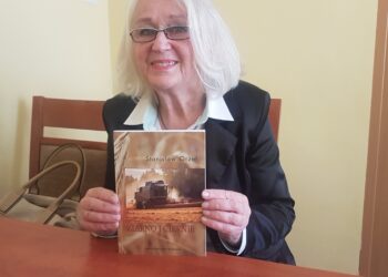 Tarnobrzeg.  Powieść wydana po 40 latach od napisania. „Ziarno i Ciernie”.